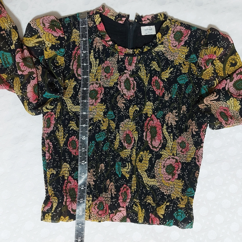 Aritzia Wilfred Lilith Floral Blouse XS Smocked Sheer Long Sleeve Ruffled Edges - Picture 2 of 9